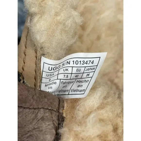 UGG Australia Mixon Waterproof Vibram Lined Snow Boot US 9 Women’s $250 - Picture 9 of 9